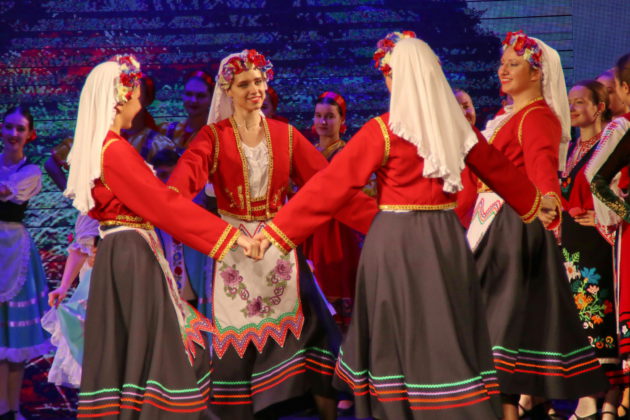 Болгары Крыма отметили 25-летие автономии концертом в Симферополе [видео] [фото]
