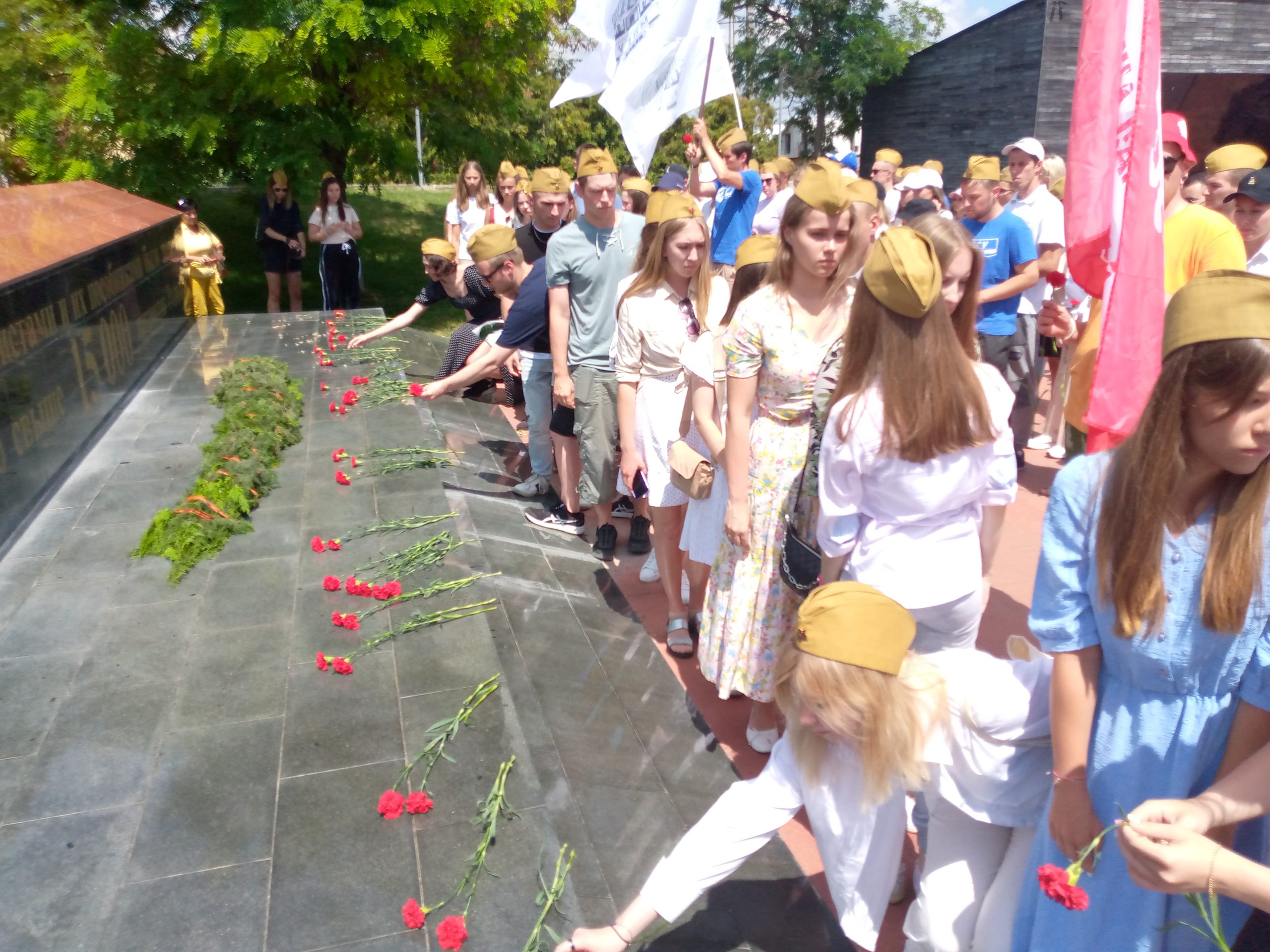 «Без срока давности». Московские студенты почтили память жертв концлагеря «Красный»