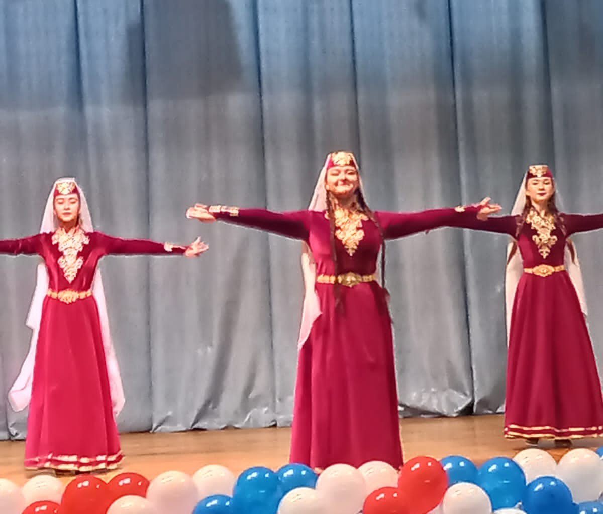 Нет фашизму. В Крыму отметили национальный греческий праздник День «Охи»