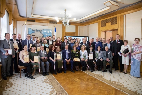 Авторы «Греческого альбома» получили Государственную премию республики Крым