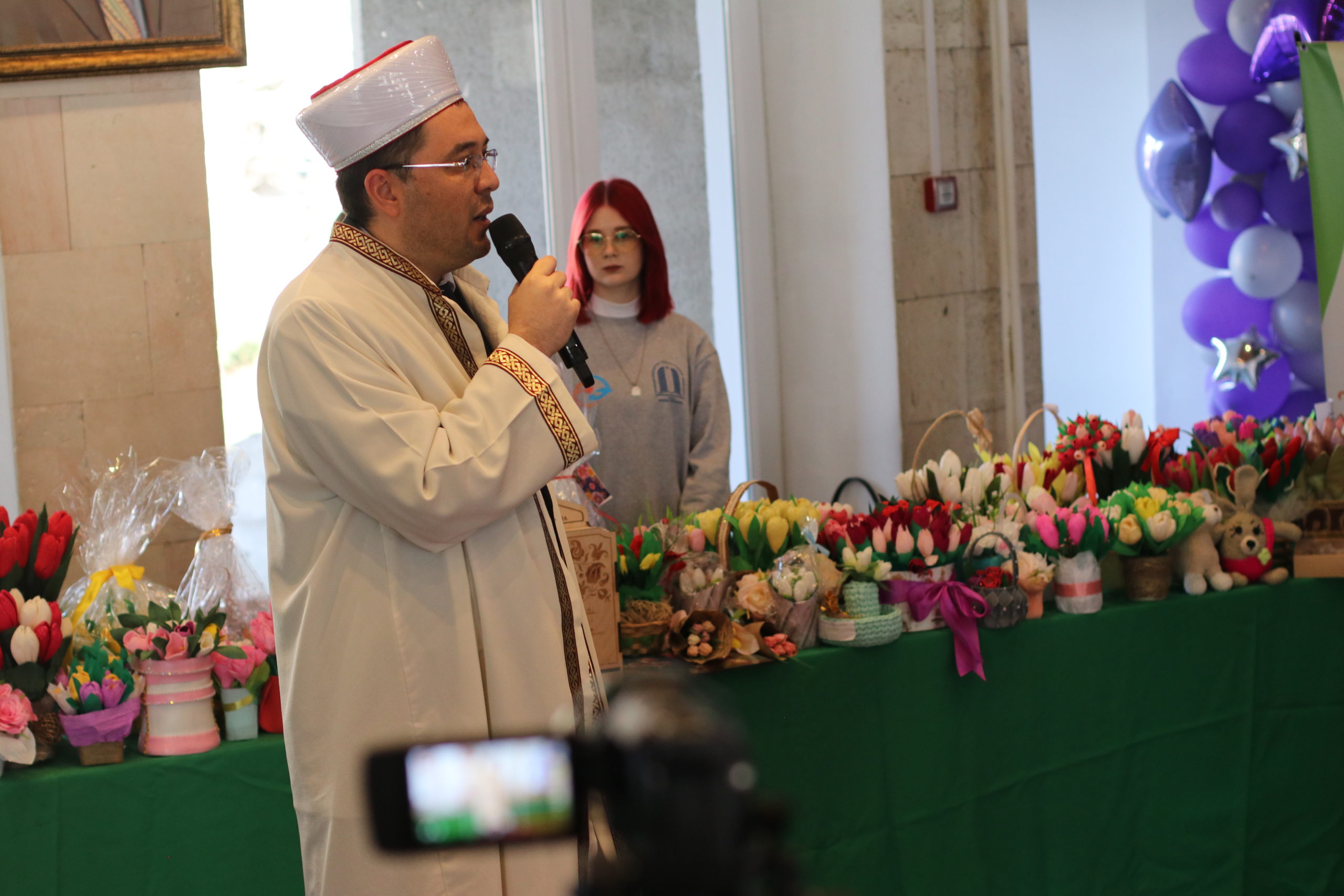В Симферополе проходит благотворительная акция «Тюльпан милосердия»