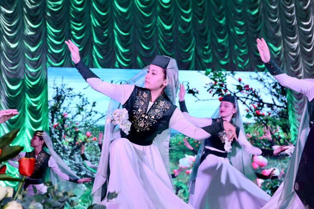 В Симферополе отметили крымскотатарский национальный праздник Хыдырлез