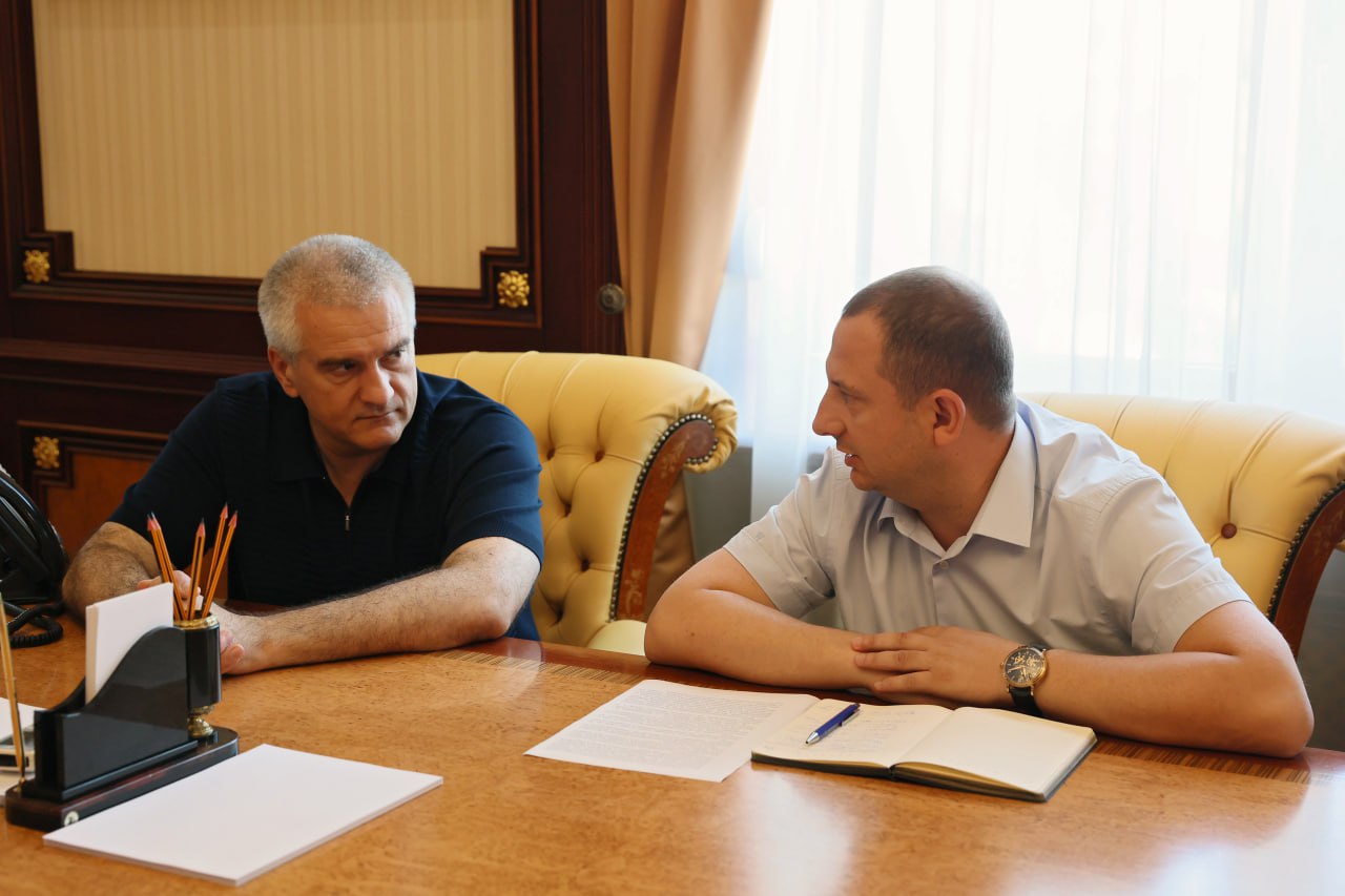 Глава Крыма пообщался с руководителями национальных общин