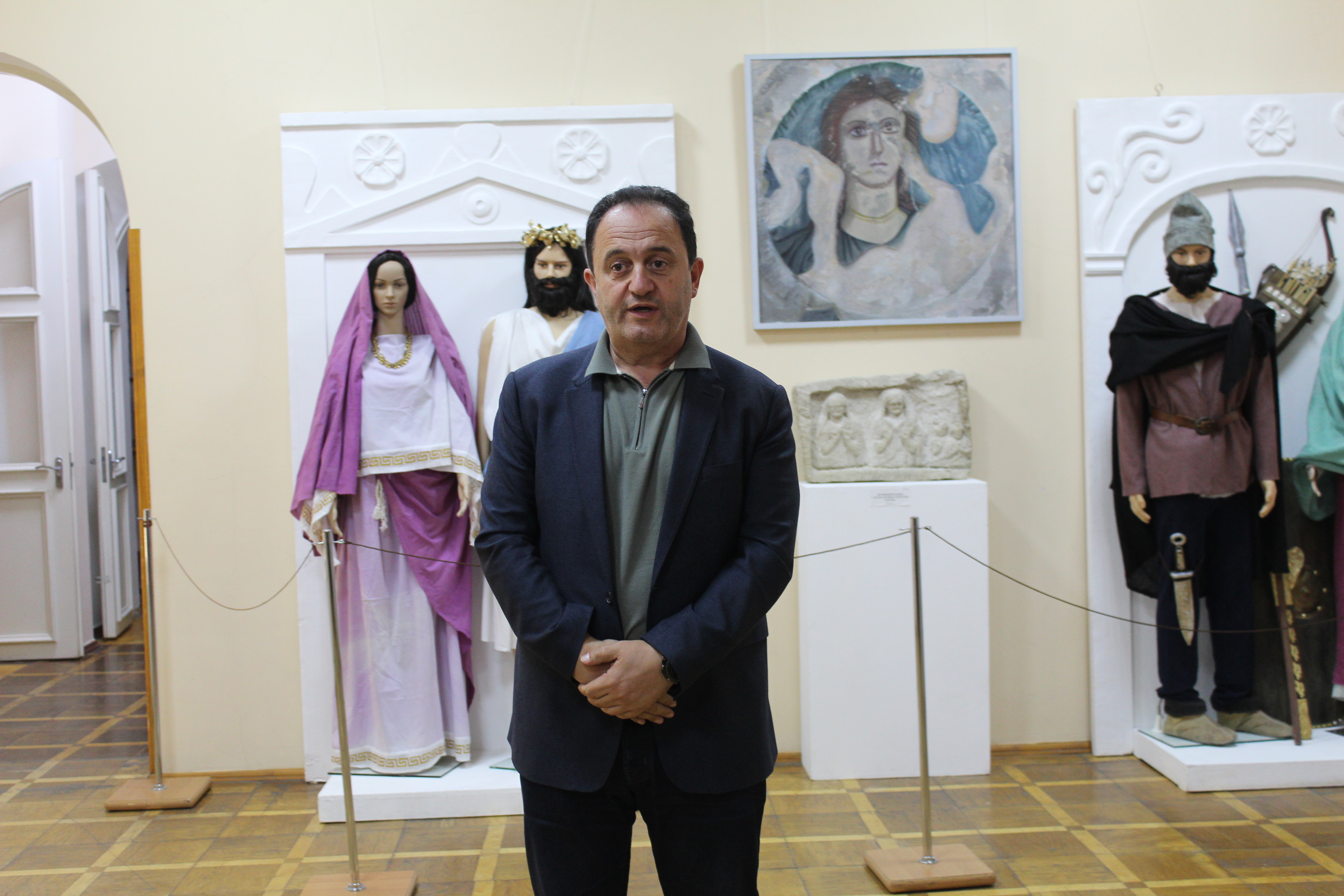 В Симферополе открылась выставка «Магия Боспора»