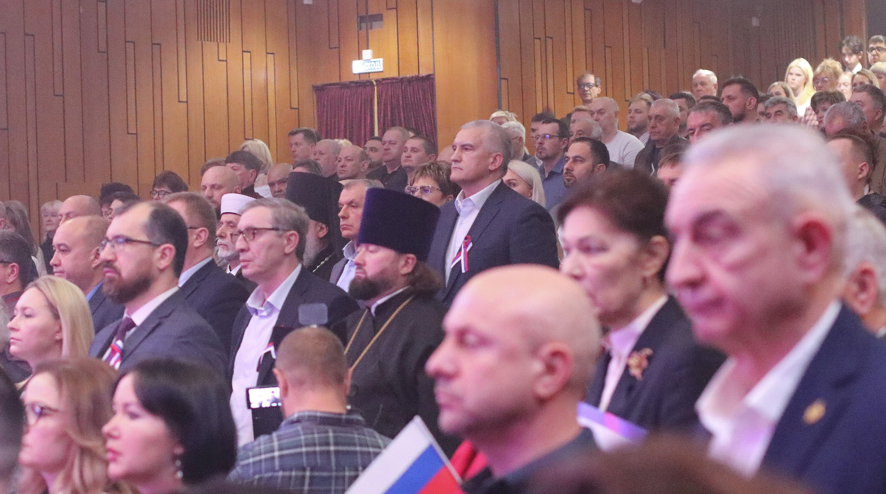 «Мы держали строй». В Крыму прошёл Гражданский форум «10 лет в России»