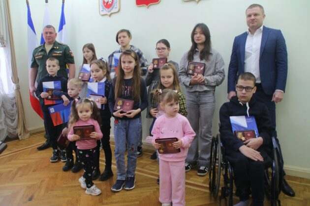 «Дети Героев». В Крыму отпраздновали 80-летие освобождения Ялты