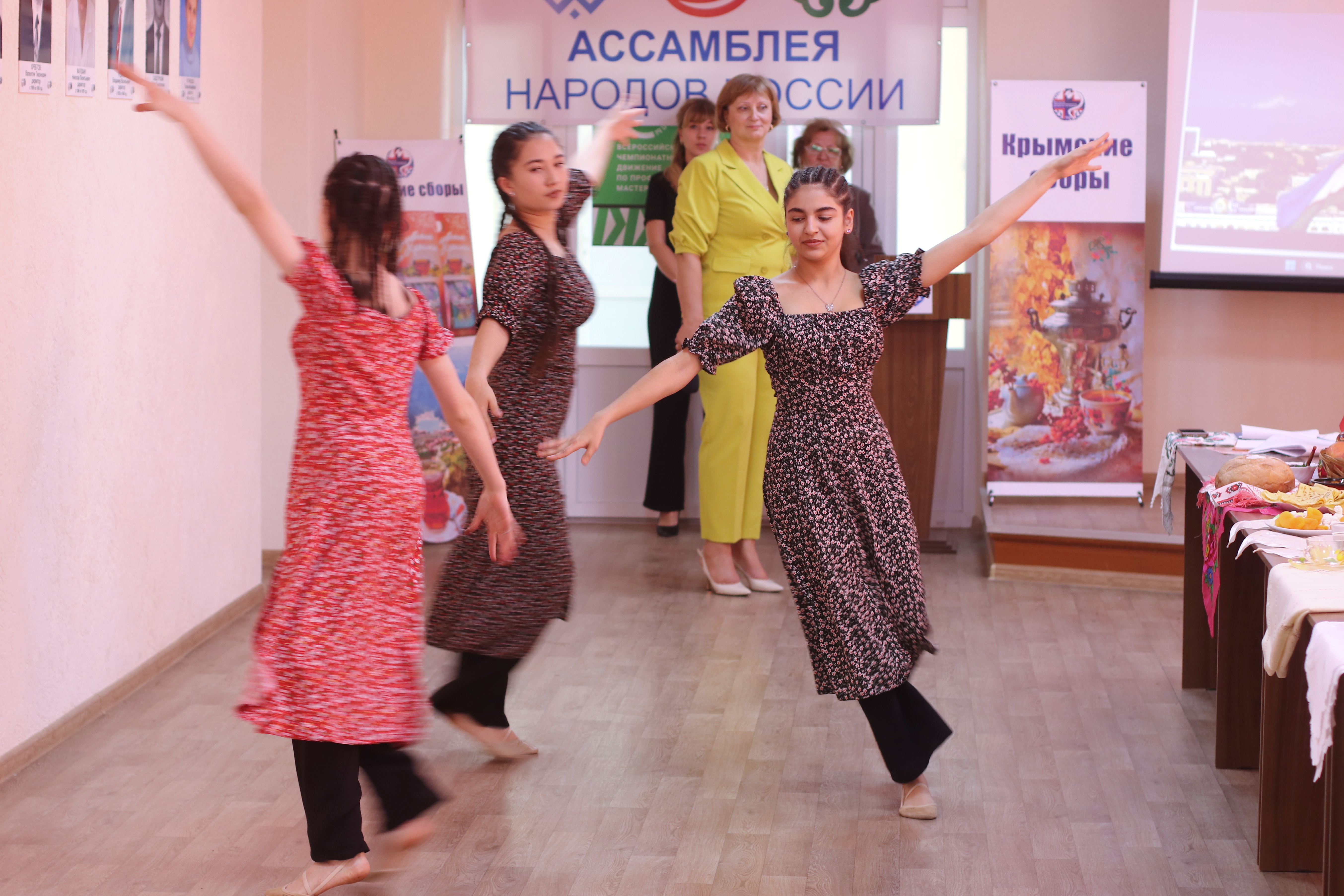 Год семьи. В Керчи прошёл межнациональный праздник «Крымские сборы»